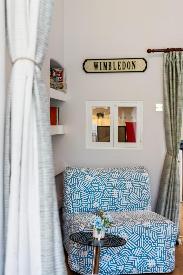 Lovely Garden Apartment In Wimbledon Town Centre With Private Parking By Wimbledon Holiday Lets Londyn Zewnętrze zdjęcie